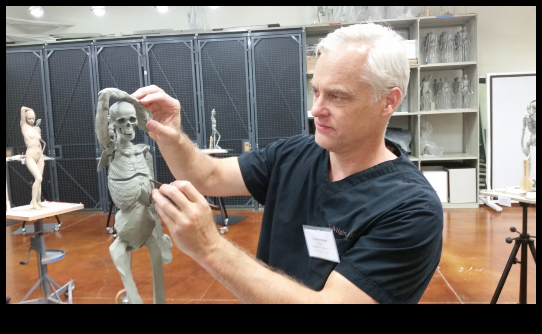 Sculpting Beauty: Η τομή σώματος και τέχνης