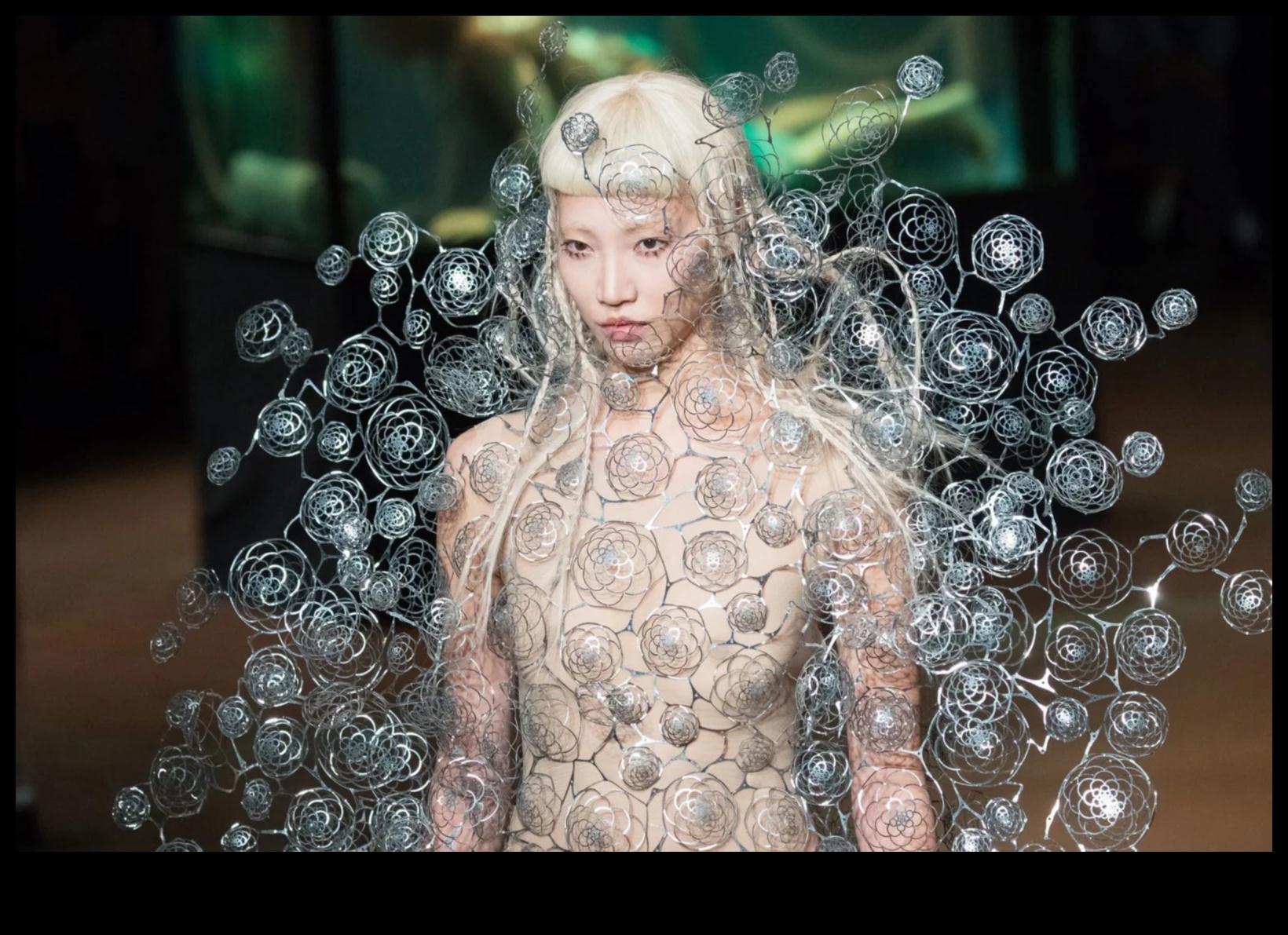 Sculpting Dreams: Imaginative Forms of Expressive Body Diornment