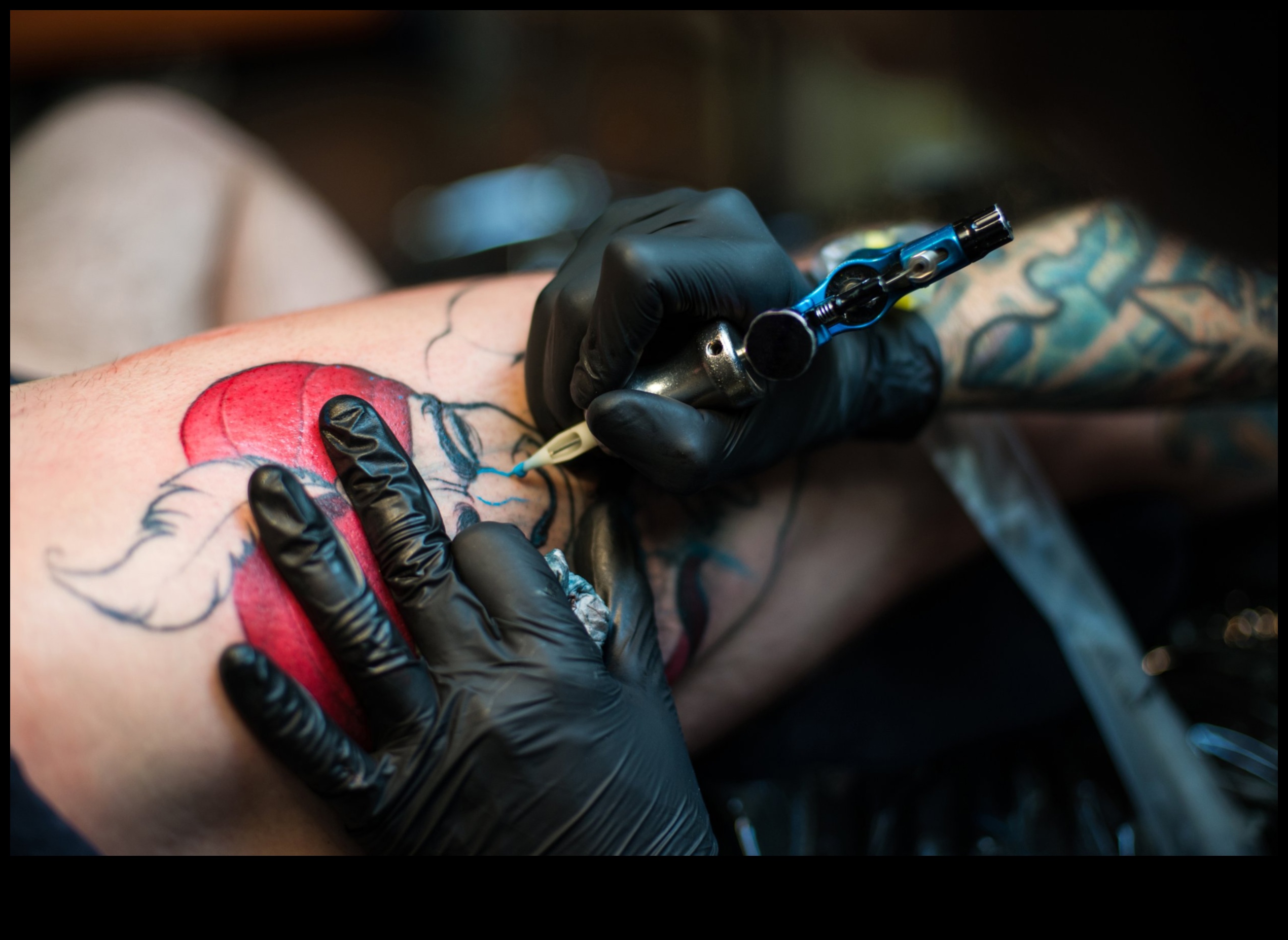 Τολμηρές ιστορίες, πλούσιες γραμμές: παραδοσιακές αφηγήσεις τατουάζ που αποκαλύφθηκαν