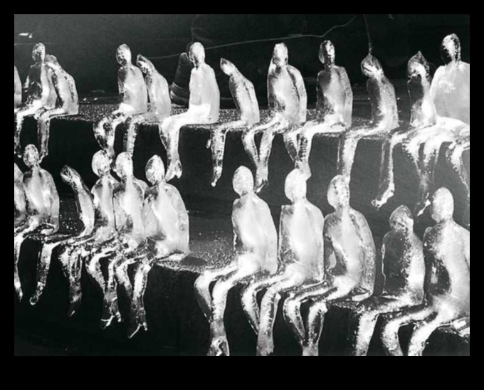 Εφήμερη ομορφιά που καταγράφει στιγμές στην εκφραστική τέχνη του σώματος 3 Ephemeral Beauty: Capturing Moments in Expressive Body Art