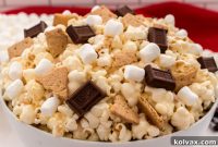 Campfire Crunch Popcorn