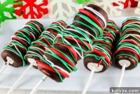 Festive Marshmallow Pops
