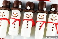 Whimsical Snowman Marshmallow Pops