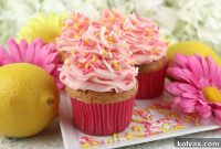 Pink Lemonade Cloud Cupcakes