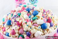 Trolls Popcorn Party