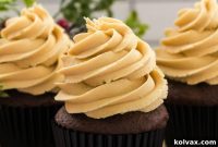 Irresistible Gingerbread Buttercream Frosting