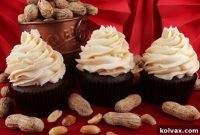 Fluffy Peanut Butter Bliss Frosting