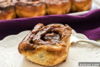 Gooey Caramel Buns