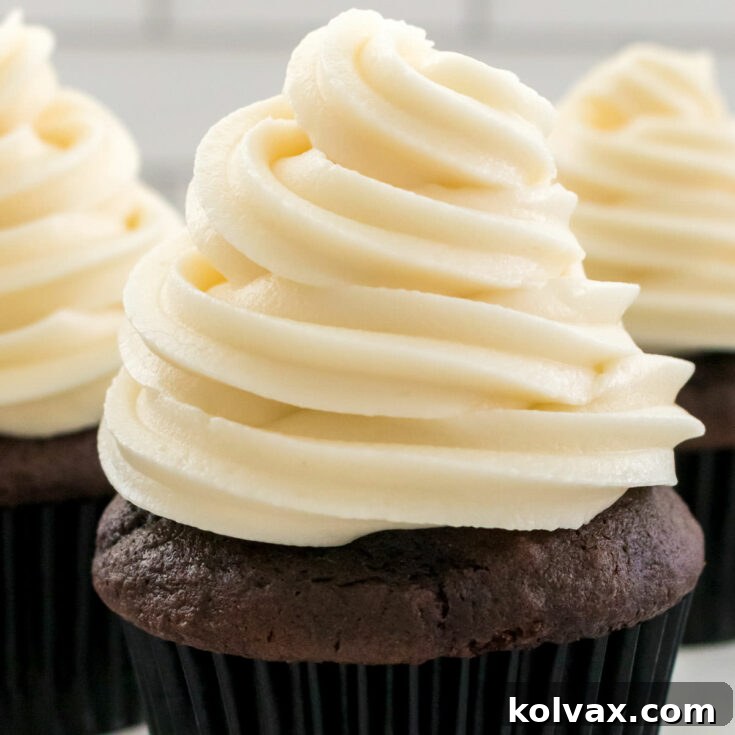 The Best Cream Cheese Frosting
