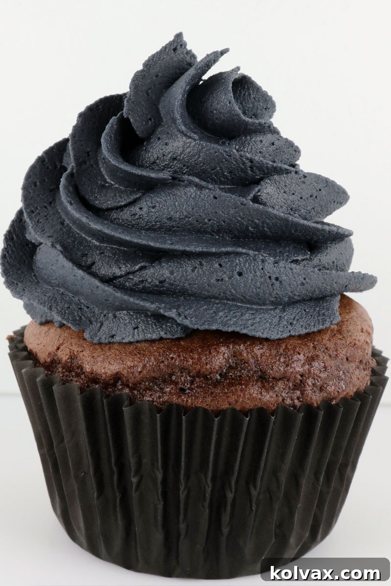 How to Make Black Frosting