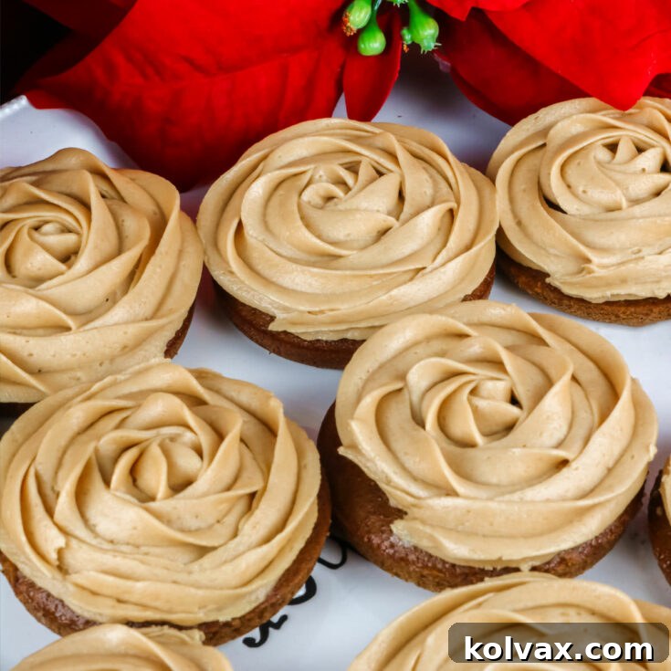 Gingerbread Mini Cakes