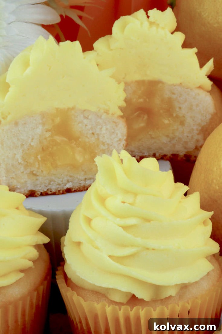 Cupcakes with Lemon Curd and Lemon Whipped Cream Frosting