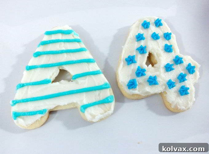 Packaged Disney Frozen birthday party favor cookies with custom labels