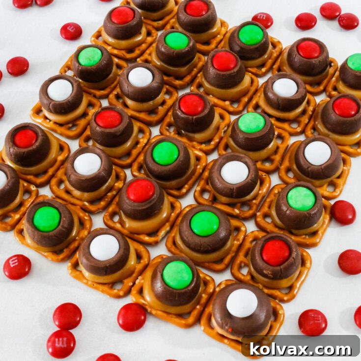 Christmas Caramel Pretzel Bites