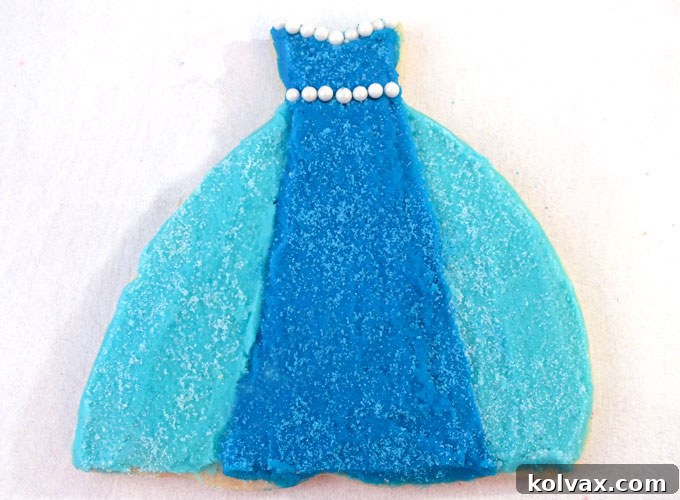 Stunning Elsa Frozen Frosted Sugar Cookies for a Magical Birthday Party