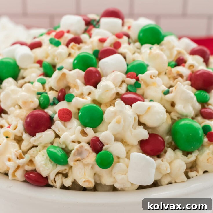 Santa Crunch Popcorn