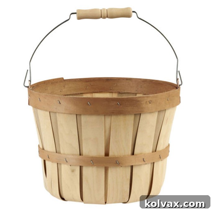 An adorable apple bushel basket, the perfect rustic and charming container for your DIY Teacher Appreciation Gift.